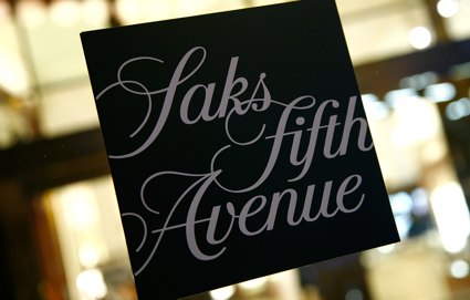 Saks Fifth Aveue 